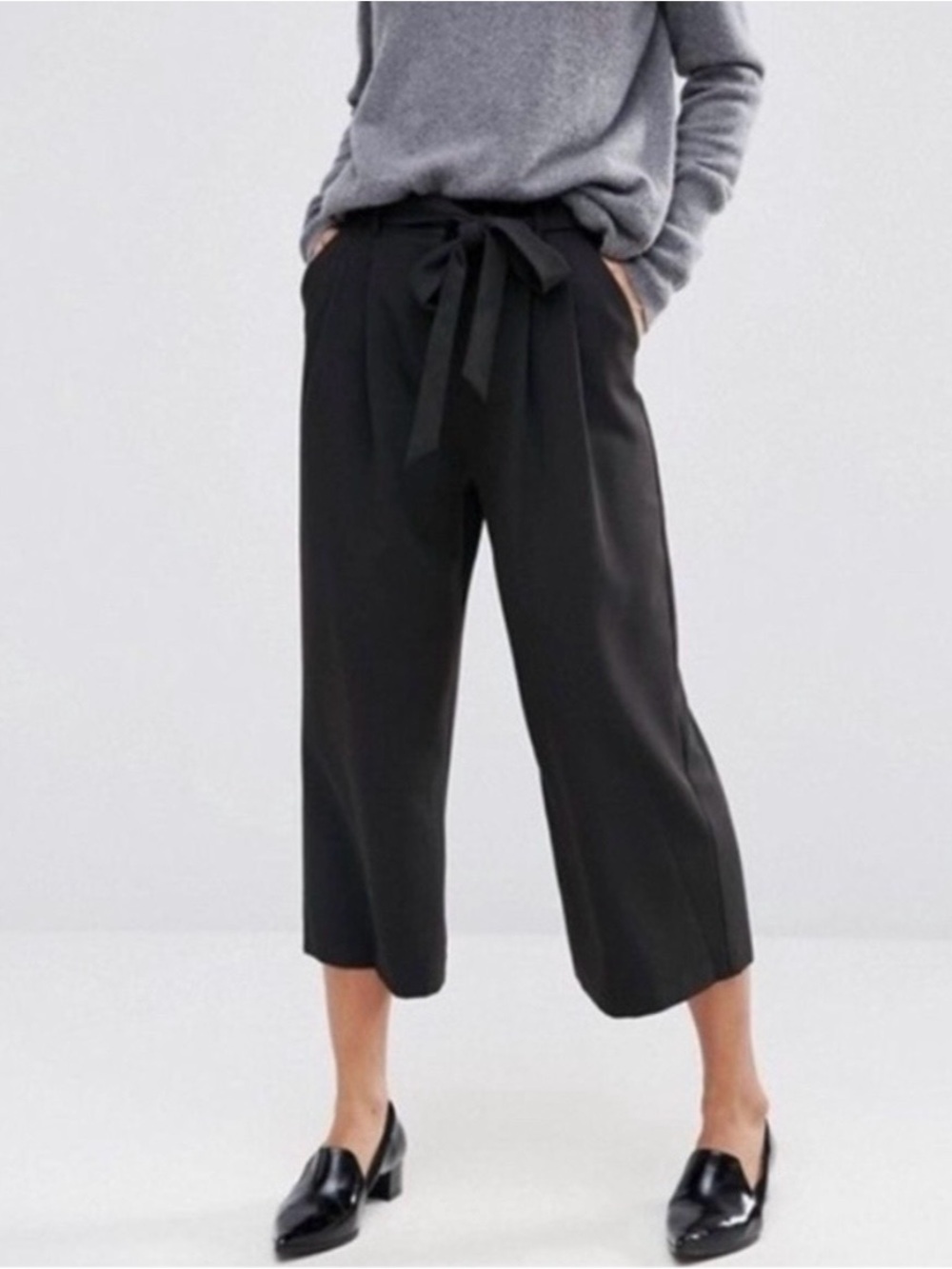 NWT Adrianna Papell size 10 black paperbag tie waist cropped pants business work